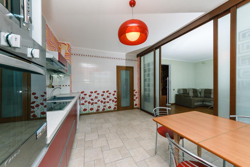 Two-Storey Apartment Near Iec Kiev Dış mekan fotoğraf