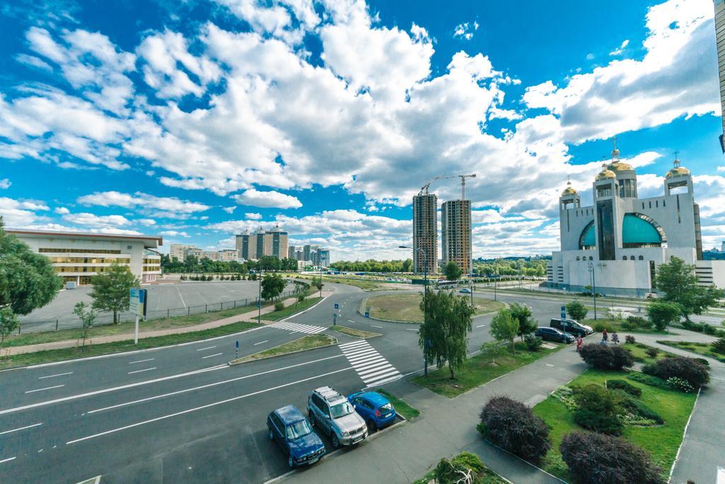 Two-Storey Apartment Near Iec Kiev Dış mekan fotoğraf